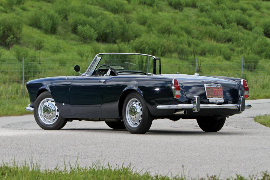  Alfa Romeo 2600 Spider (106) 1962 года  (фото 26 из 39)